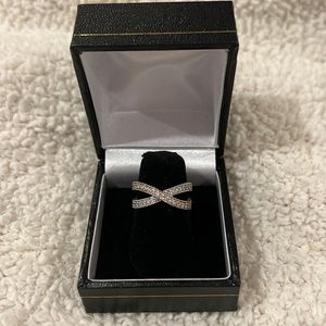 Criss Cross Ring